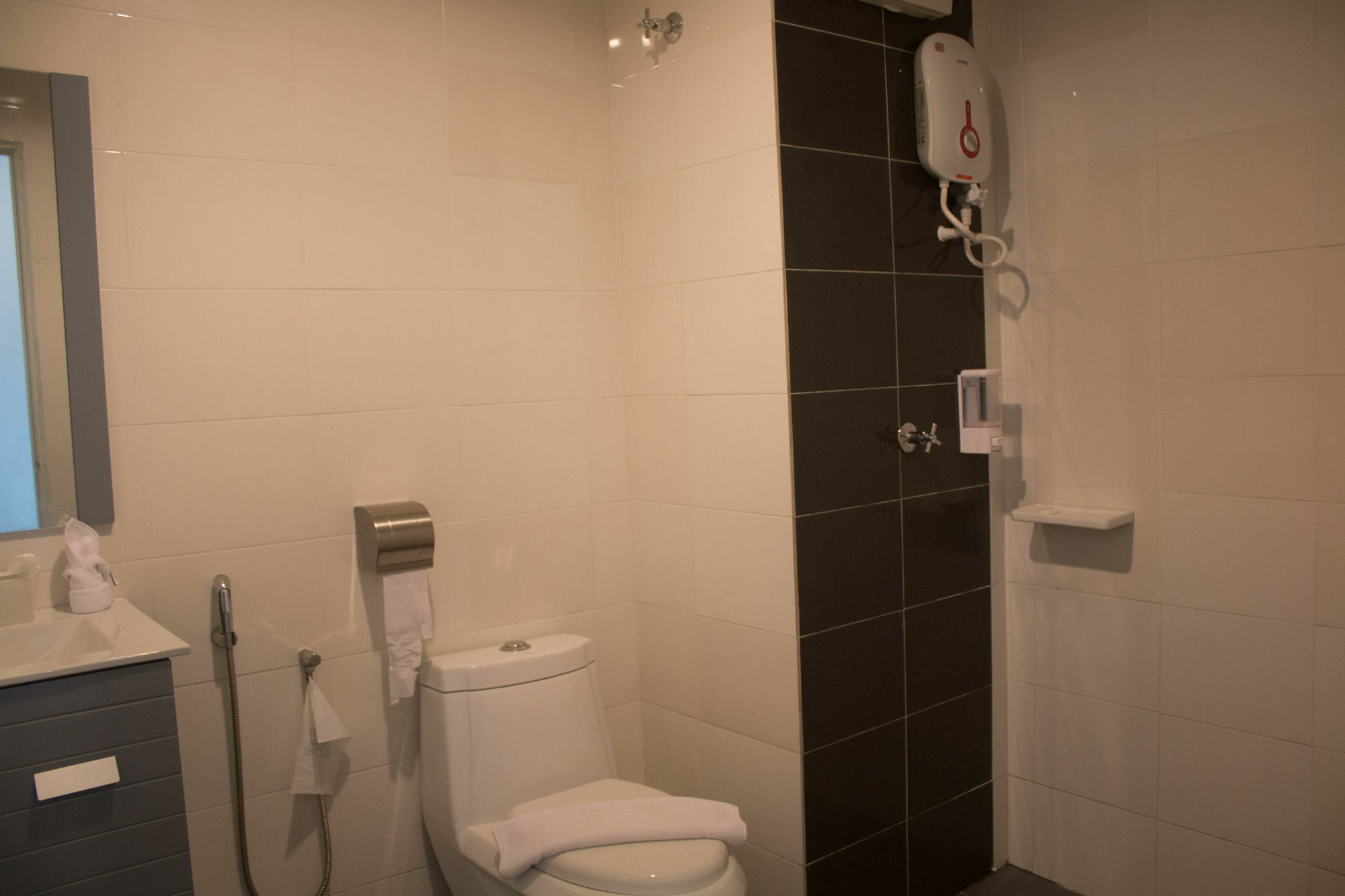 De Viana Hotel & Apartments Kota Bharu Ngoại thất bức ảnh